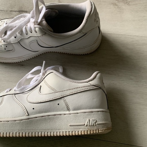 Nike Air Force 1 shoes size 7 Y sneakers white unisex - Picture 2 of 10
